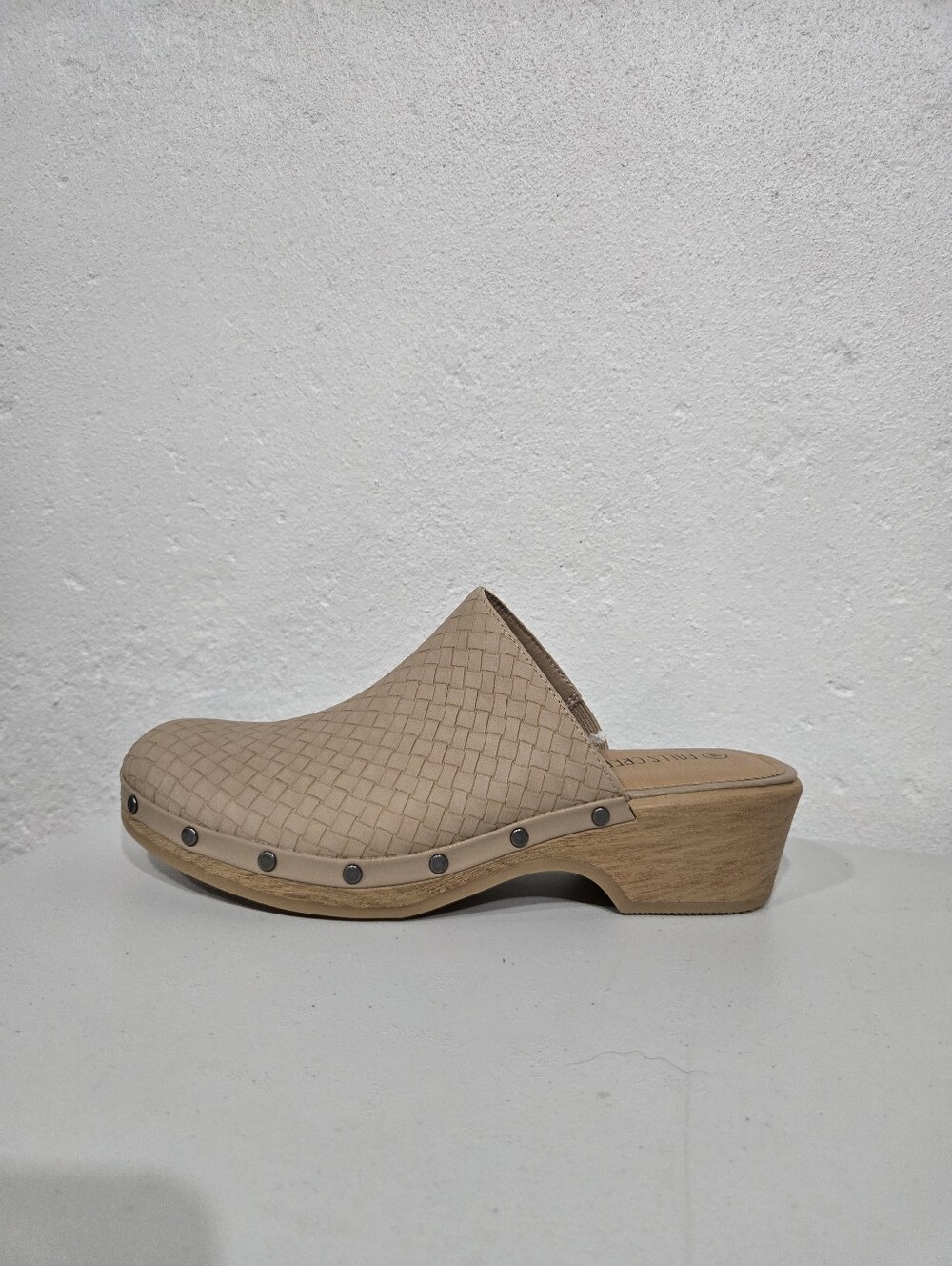 Falls Creek Tan Western Clogs - Picture 3 of 7